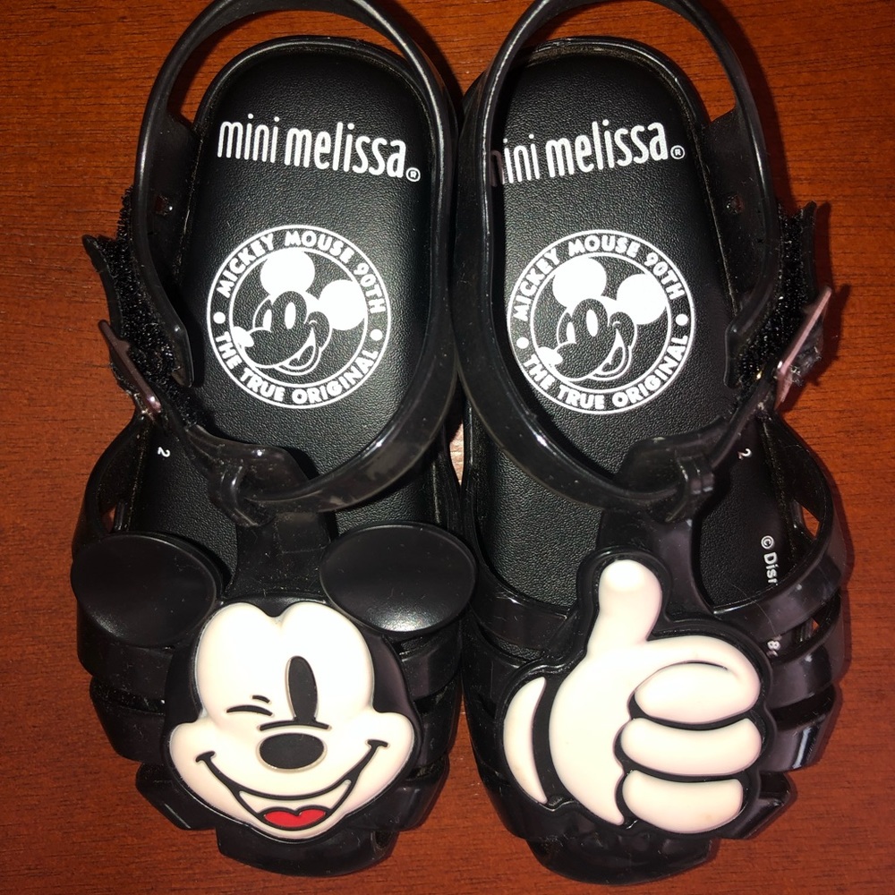 Mini Melissa, Mickey Mouse, Wink & Thumbs Up